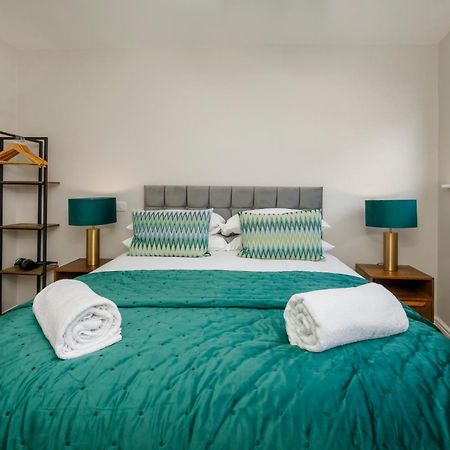 Crescent Court Modern And Luxurious Apartments York Exteriör bild